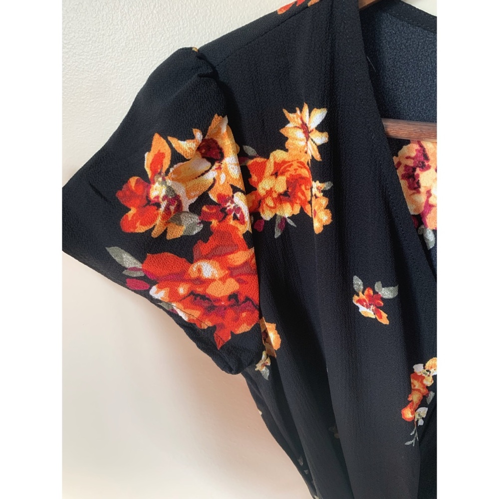 NWT Black Floral Tie-Waist Dress